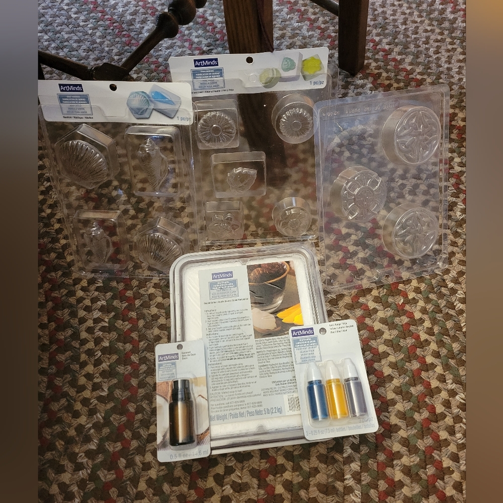 Art Minds Soap Making Kit NIB